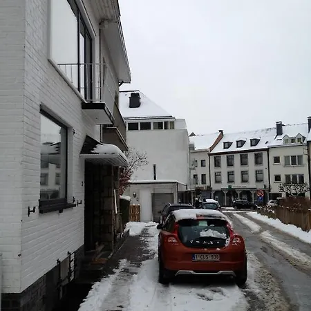 Au Coin De La Rue Guest house *