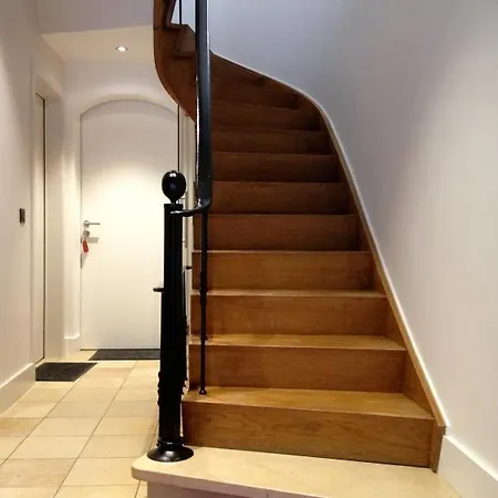 Au Coin De La Rue Guest house *